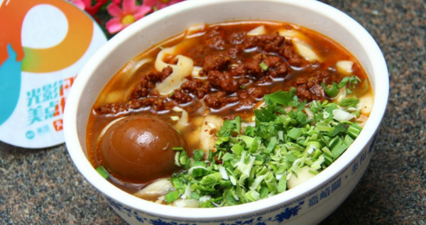 张师傅刀削面板面(观唐店)
