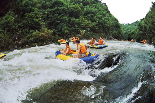 丹水漂流风景区