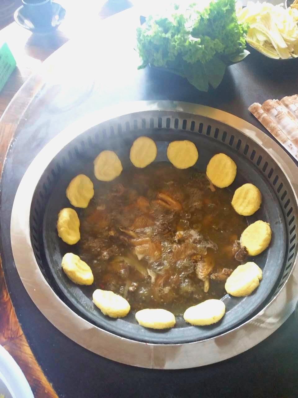 地主人家铁锅木火炖(二店)