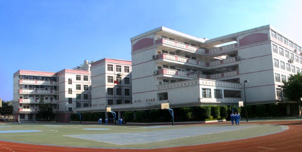广州市天河职业初级中学