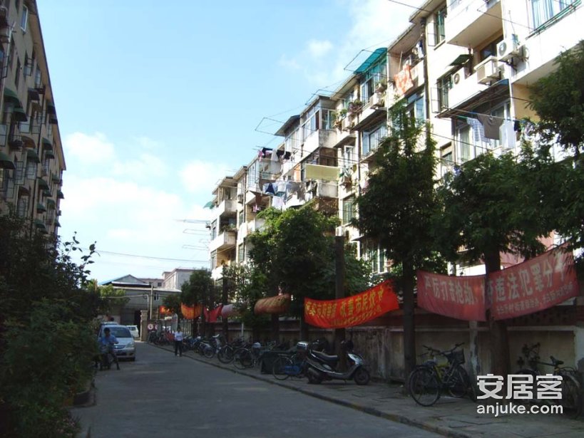 上海市杨浦区民治路12弄