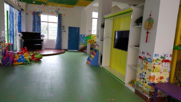 皇家宝贝幼儿园的图片