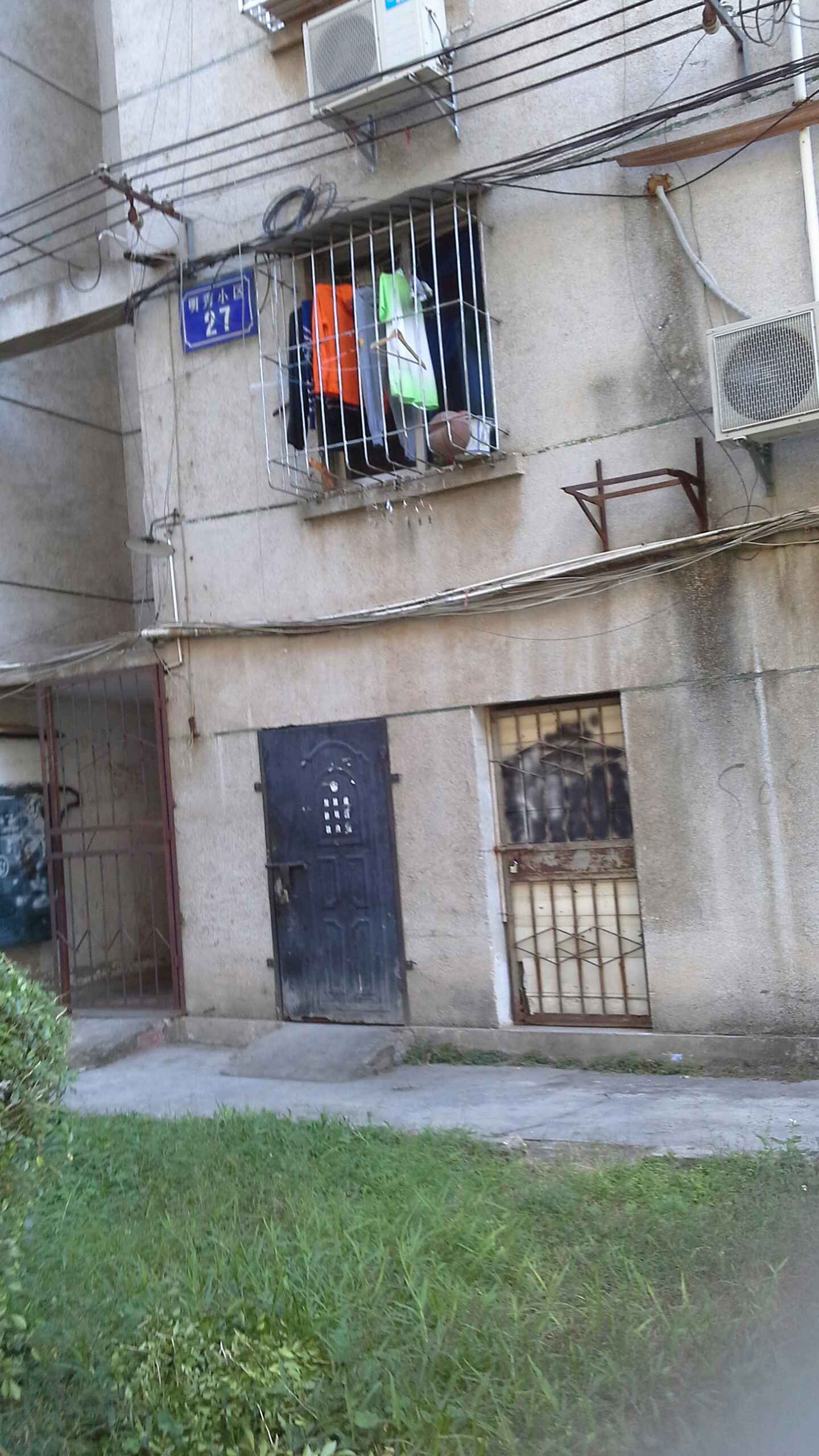 明秀小区27号楼