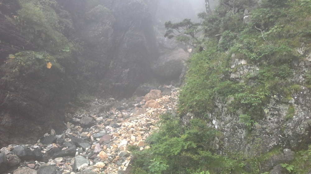 辉绿岩夹地层透镜体