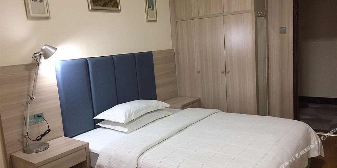 南宁赵成贵客栈