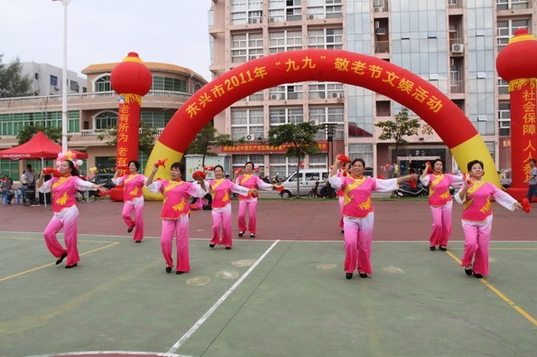 东兴市文化广场