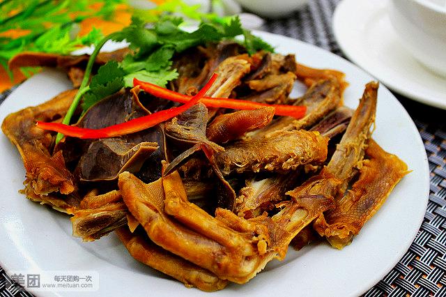 潮轩隆波记美食城(蚬涌店)