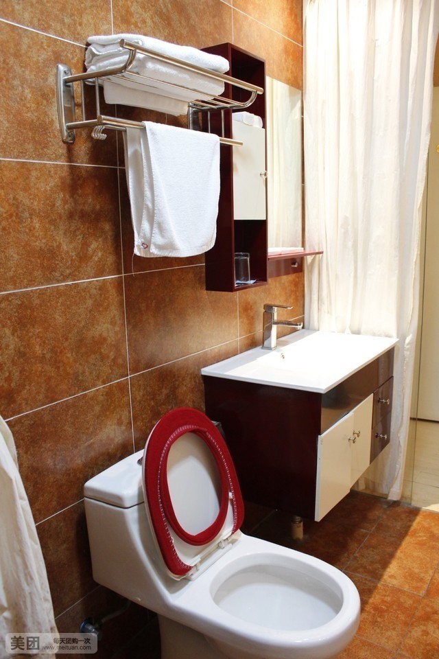 龙飞快捷宾馆(步行街店)