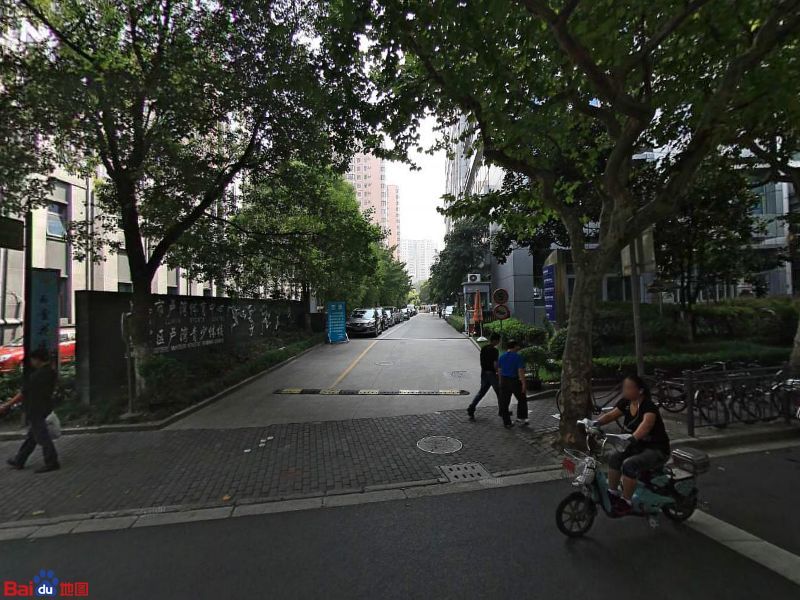 上海市卢湾体育中心综合楼