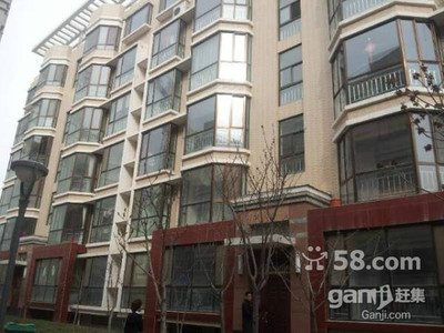 恒美城市花园停车场-出入口