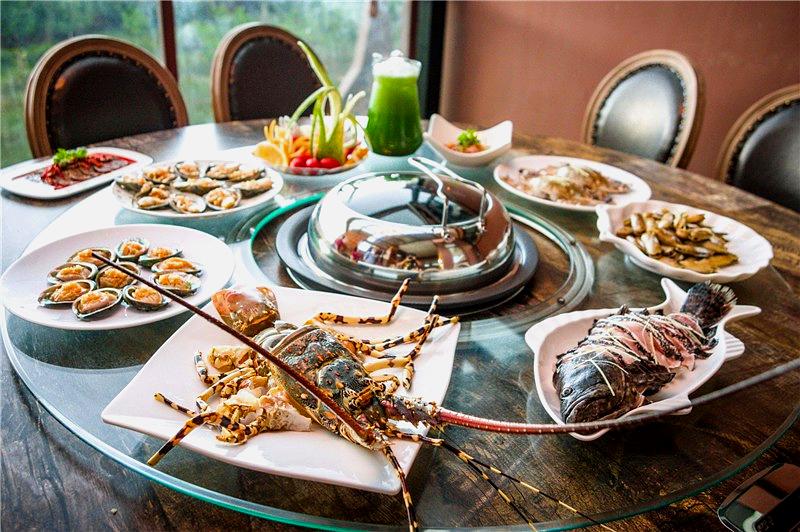 聚云阁蒸汽海鲜主题餐厅