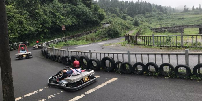 卡丁停车场