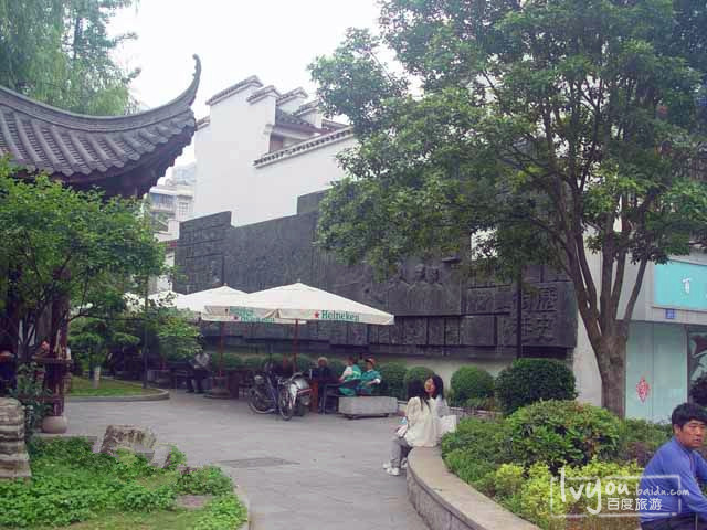 白果园旅游休闲街区