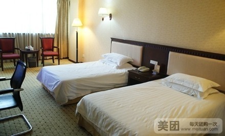 百合温泉大酒店