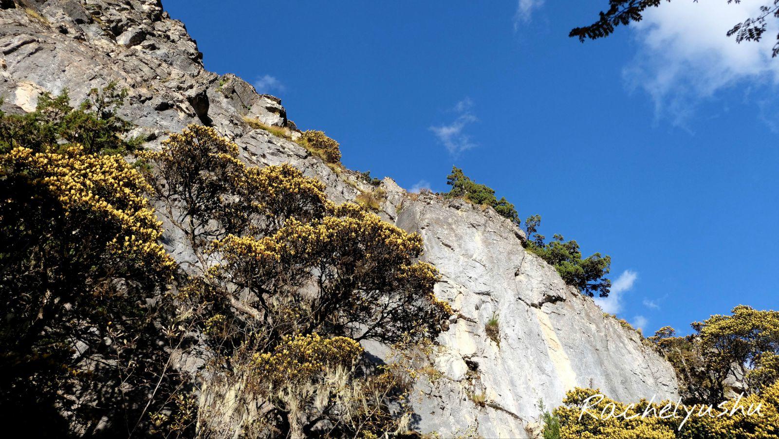 泸定甘孜藏族自治州稻城县卡斯村