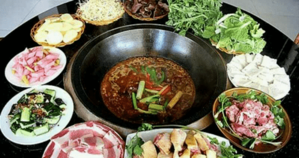 柴火铁锅现炒坊(镇远总店)