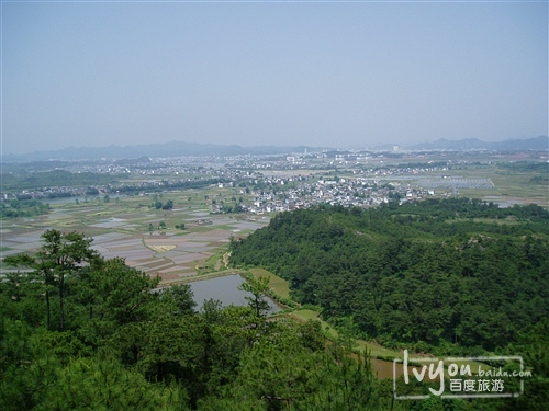 鬲山地址:安徽省黄山市屯溪区黎阳镇别名:鬲山风景区