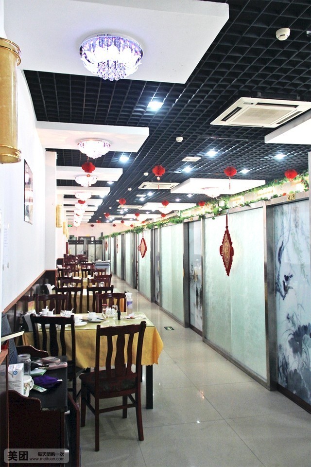 万鲜洲海鲜城(春明市场旁店)