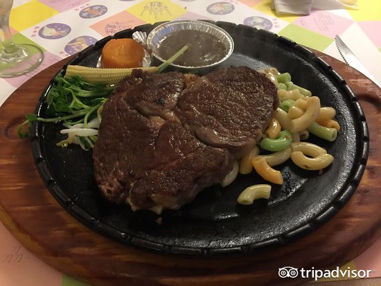 黄佳牛排餐饮