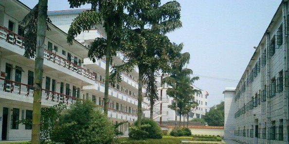 上林县中学_南宁_百度地图