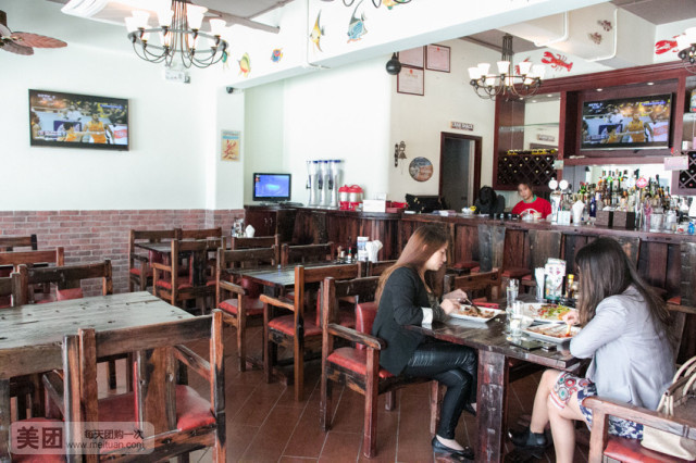 洪杰海鲜餐厅(荣村小区店)