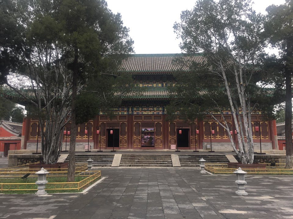 标签:名胜古迹 旅游景点三圣殿共多少人浏览:4035782