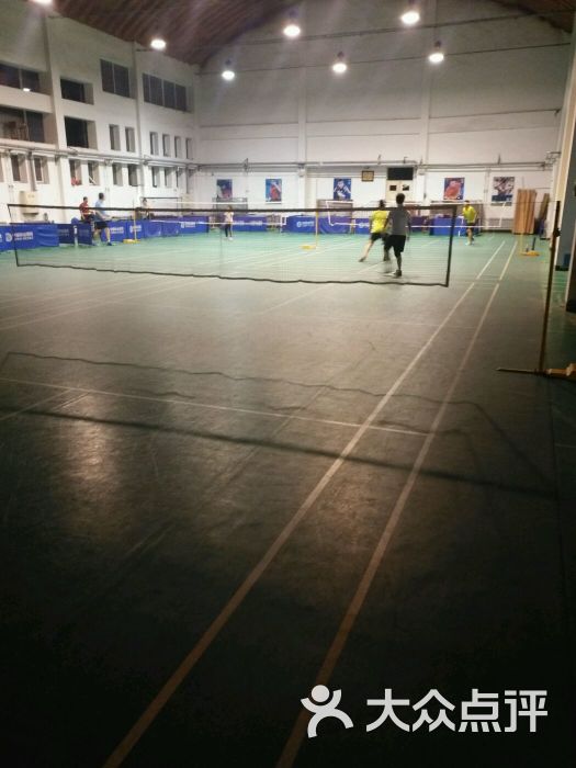 沙河口区青少年乒乓球羽毛球训练基地