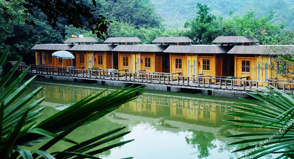 马鞍山凤凰湖原生态休闲山庄