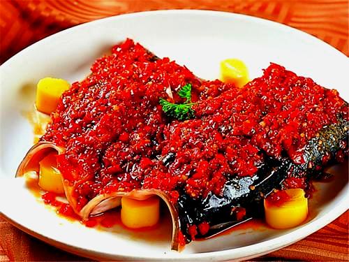 雯雯餐馆(殷家山花园小区店)