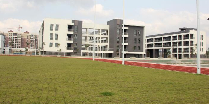 阳西县贝斯特实验学校