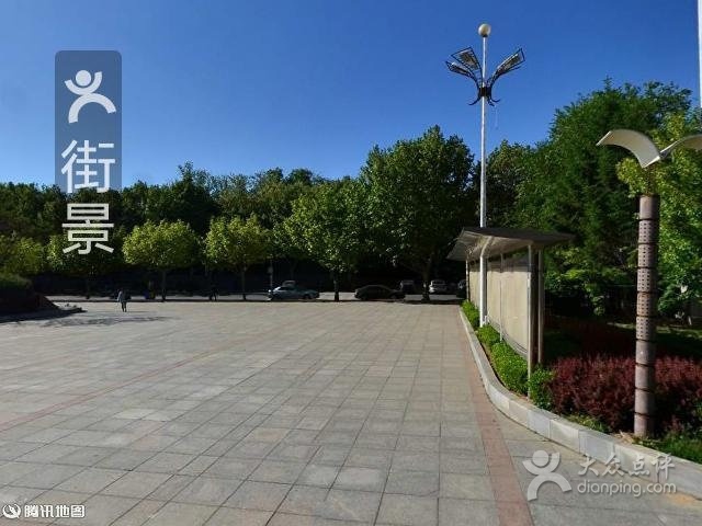 大连理工大学-体育场