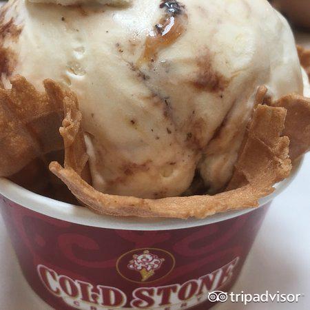 COLD STONE (左新门市)