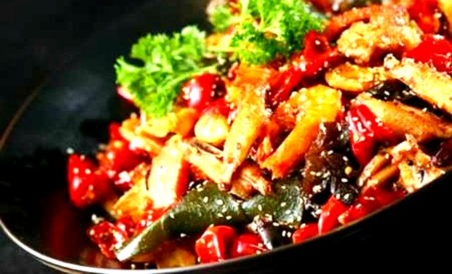 友朋麻辣香锅(华宇仁兴商厦南仁兴街店)