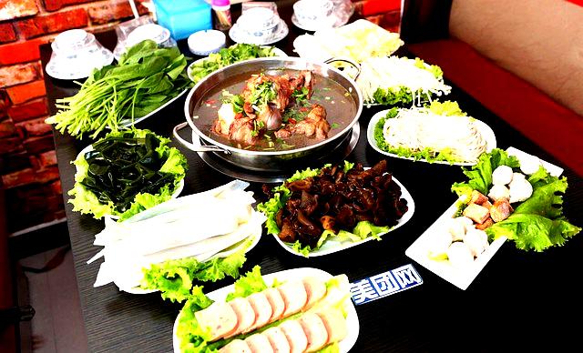 东北大碗麻辣烫(马驹桥店)