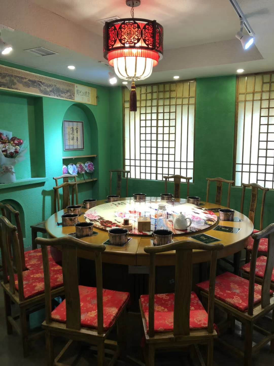 龍家小巷(维也纳花园店)
