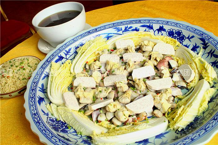 德隆美食城