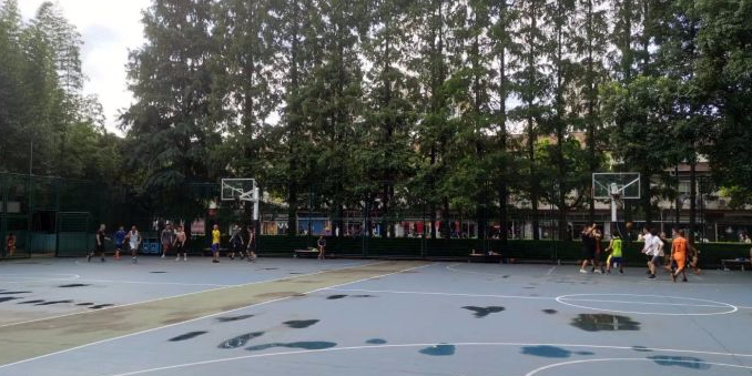 黄浦区延福绿地篮球场