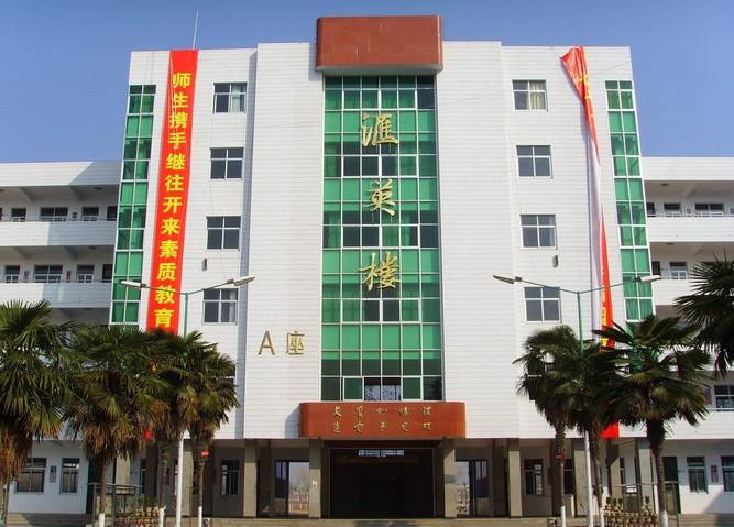 河南省南阳市镇平县杨营镇中国玉雕大师创意园对面