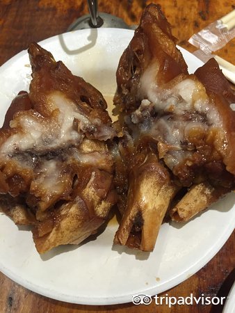 阿章炕肉饭红仔米糕