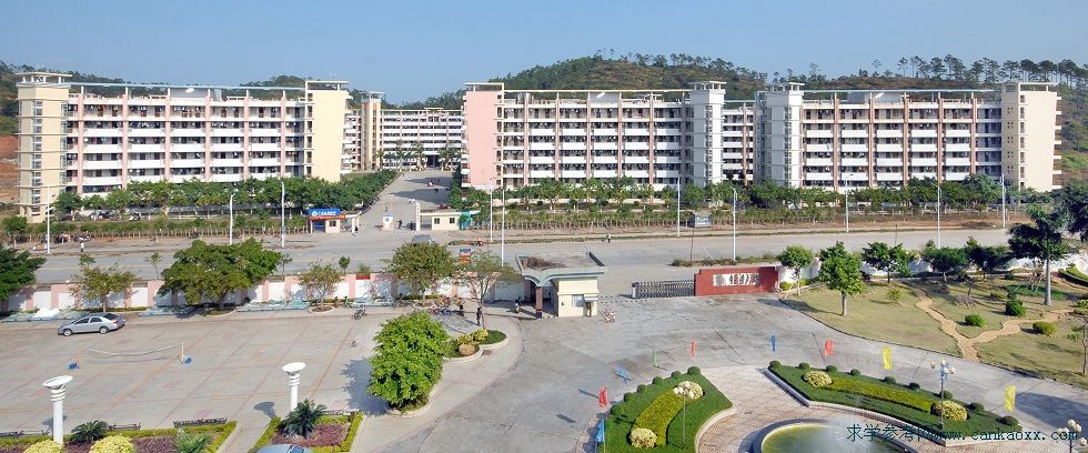 阳江职业技术学院-北门