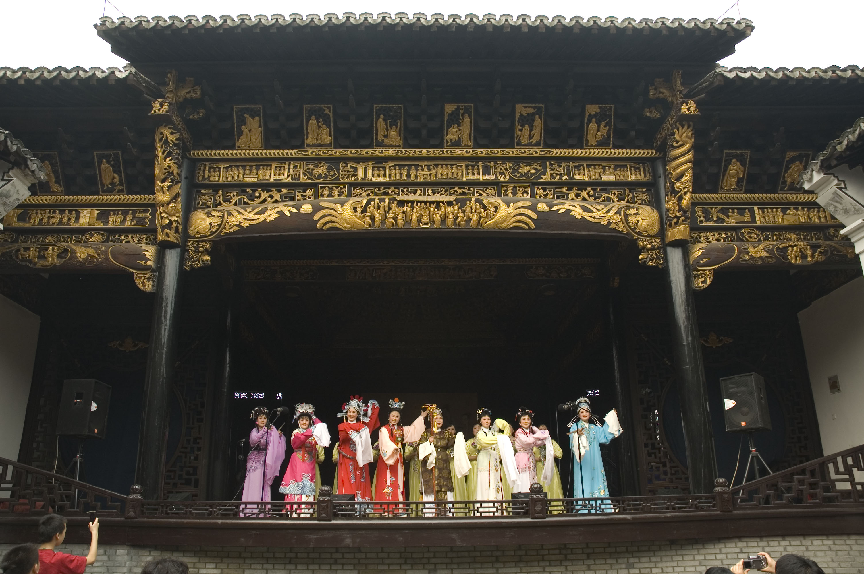 地址(位置,怎么去,怎么走):  嘉兴市嘉善县南苑路258号西塘懒虫小筑