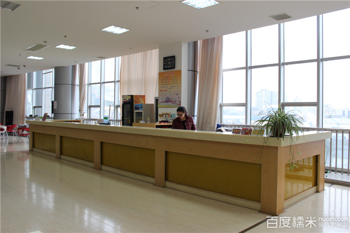 全民健身中心保齢球馆