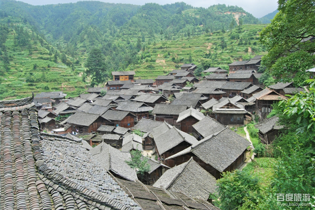 黔东南苗族侗族自治州雷山县干白公路雷山县开觉完全小学东南侧约110米