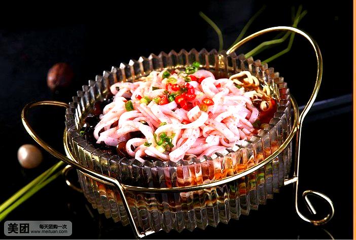 汤城一品·粤菜烧腊顺德鱼生(地王国际花园店)