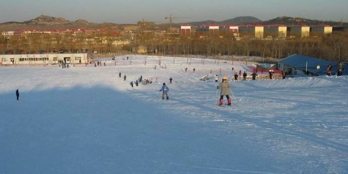 集发雪场