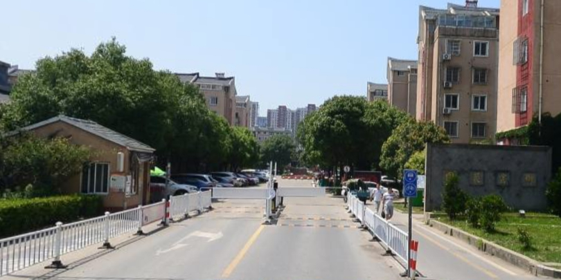 御窑路与阳澄湖西路交叉口北200米