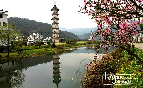 凤山龙天塔
