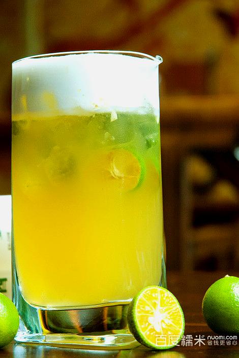 沁汁鲜果(万都商业广场店)