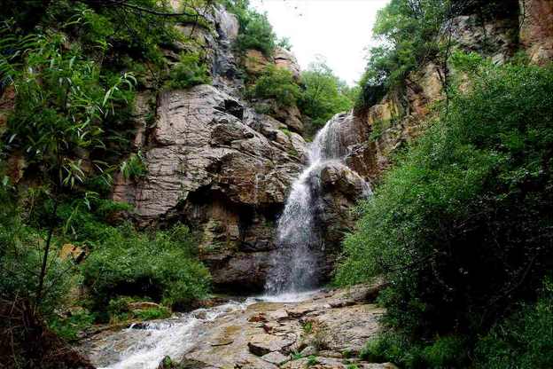 博山鲁山风景区图片