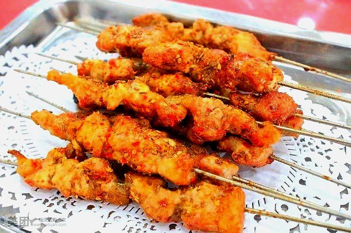 老聚点龙虾毛蟹馆(淄博路店)